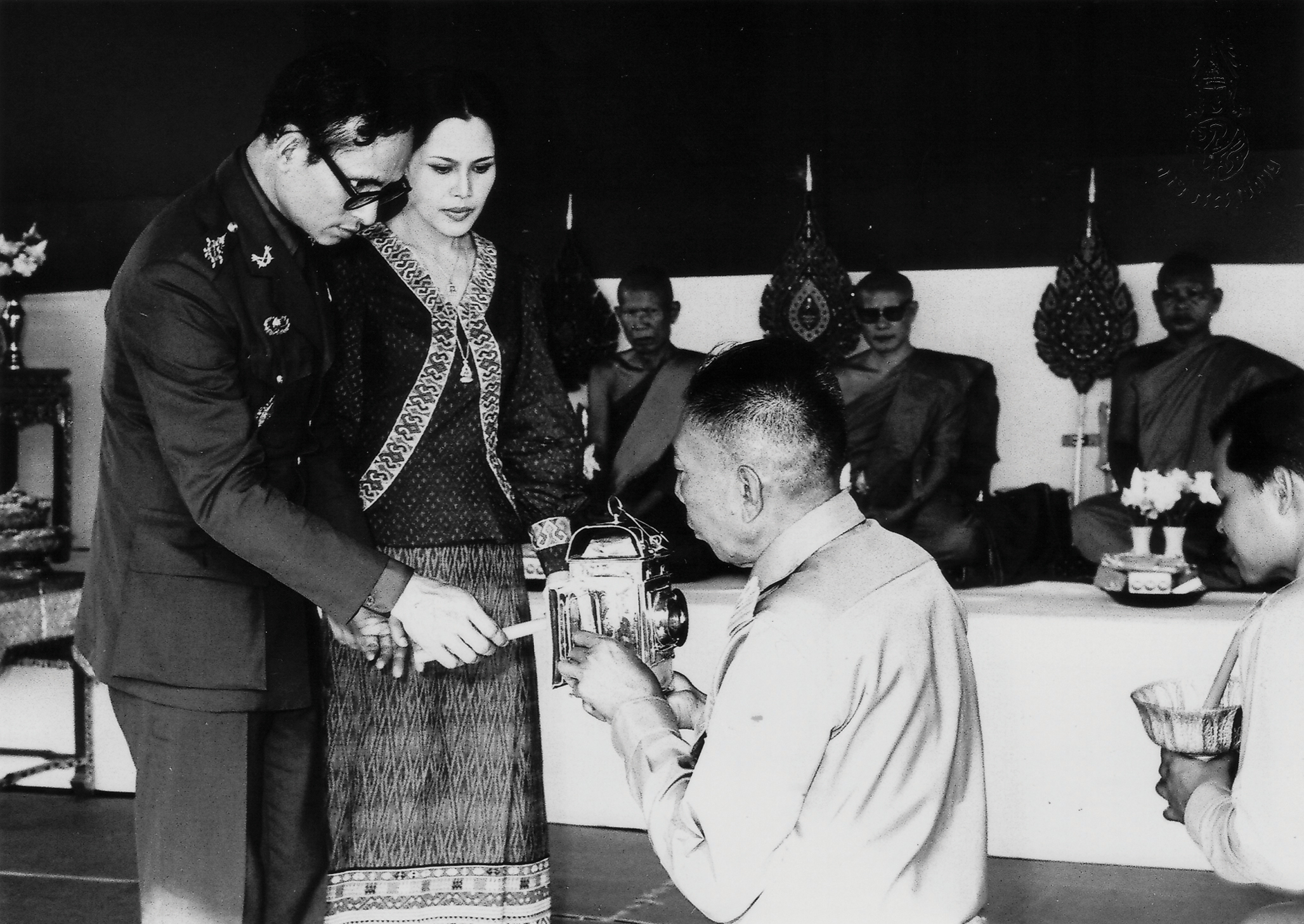 ตามรอยเสด็จ สมเด็จพระนางเจ้าสิริกิติ์ พระบรมราชินีนาถ พระบรมราชชนนีพันปีหลวง เสด็จพระราชดำเนินเยือนจังหวัดนครพนม ครั้งที่ 6 วันที่ 25 พฤษภาคม 2518