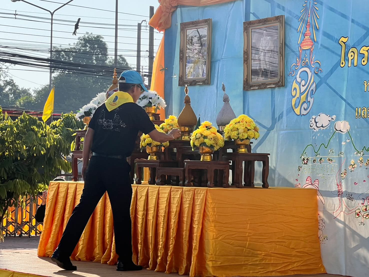 จังหวัดนครพนมจัดกิจกรรมจิตอาสาพัฒนา เพื่ออุทิศถวายเป็นพระราชกุศลแด่สมเด็จพระนางเจ้าสิริกิติ์ พระบรมราชชนนีพันปีหลวง