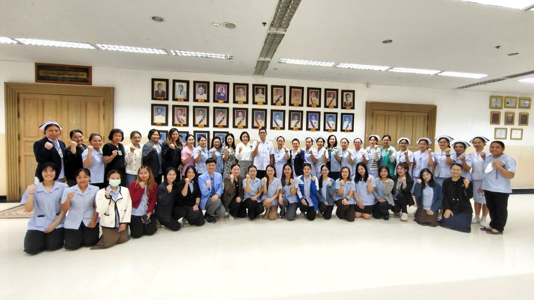 สสจ.นครพนม ขับเคลื่อนวาระแห่งชาติ &ldquo;ส่งเสริมการเกิดอย่างมีคุณภาพ&rdquo; พัฒนาศักยภาพบุคลากรดูแลทารกแรกเกิด