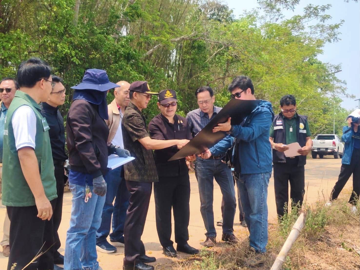 รองผู้ว่าฯ นครพนม ลงพื้นที่ติดตามความคืบหน้าและเร่งแก้ไขปัญหาการก่อสร้างทางรถไฟทางคู่ สายนครพนม - บ้านไผ่ ในพื้นที่อำเภอธาตุพนม