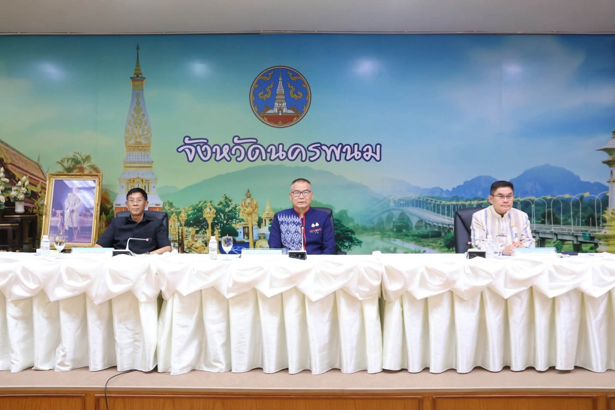 นครพนมผนึกกำลังทุกภาคส่วน เตรียมจัดงานประเพณี &ldquo;ไหลเรือไฟ 2569&rdquo; ยิ่งใหญ่ 12 วัน ยกระดับเทศกาลวัฒนธรรมริมโขง สู่จุดหมายการท่องเที่ยว